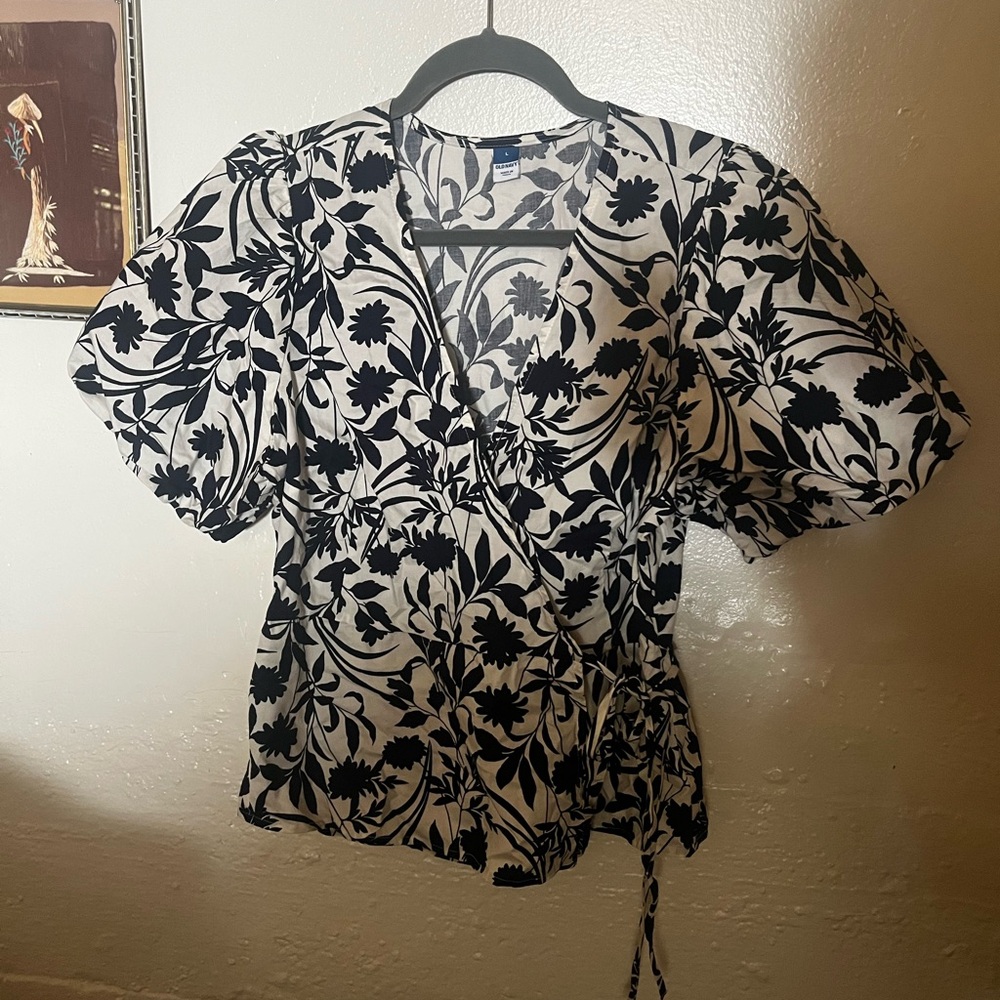Old Navy Dark Navy and White Floral Blouse